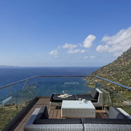 Eleni's Serenity - Discovering Sapphire Harmonies Villa Ravdhoúkha